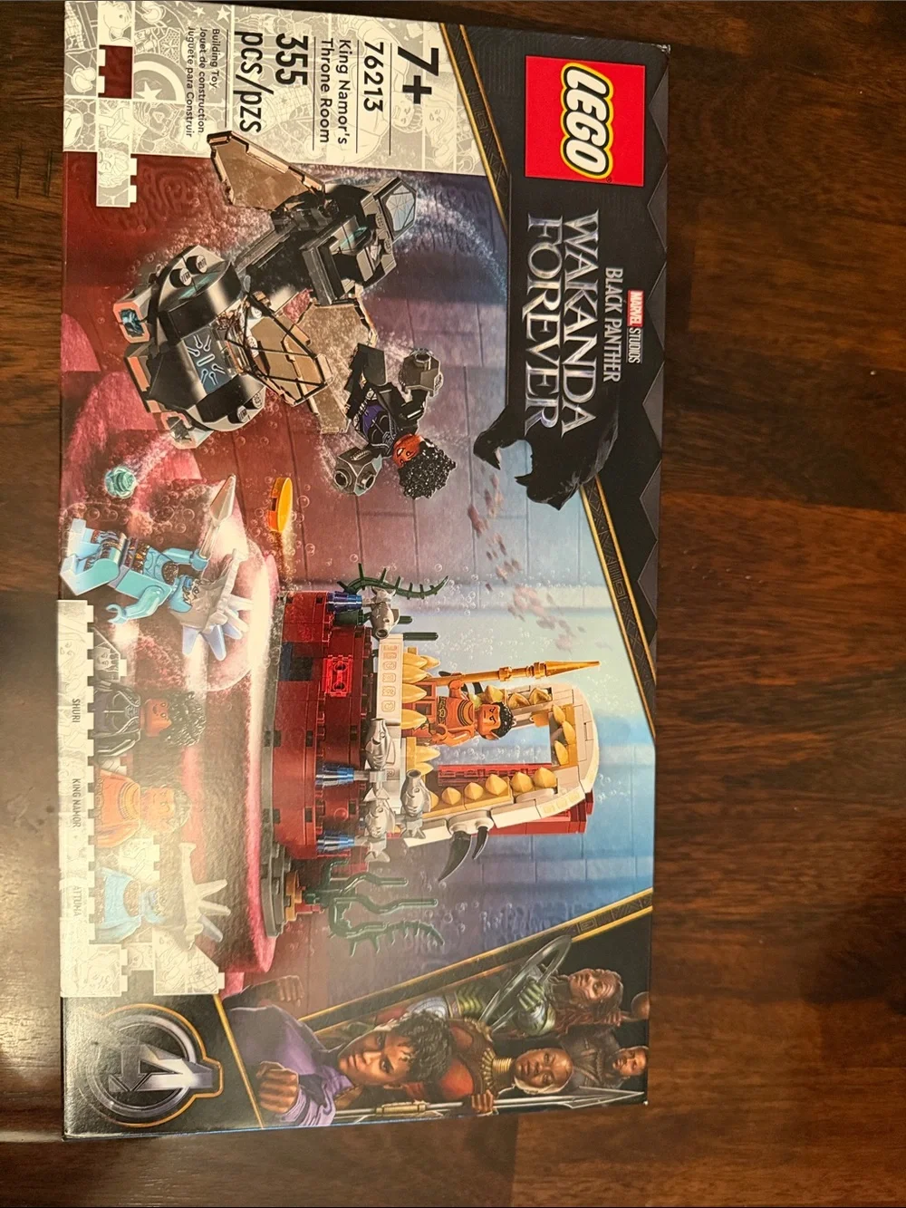 LEGO Black Panther Wakanda Forever Throne Room Playset - Red Gold Black
